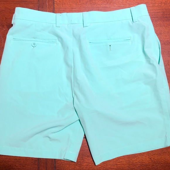 Vineyard Vines shorts - Picture 2 of 3